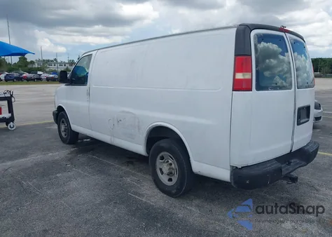 2006 Chevrolet Express Work Van из США, поврежденный, VIN 1GCGG25V861199506